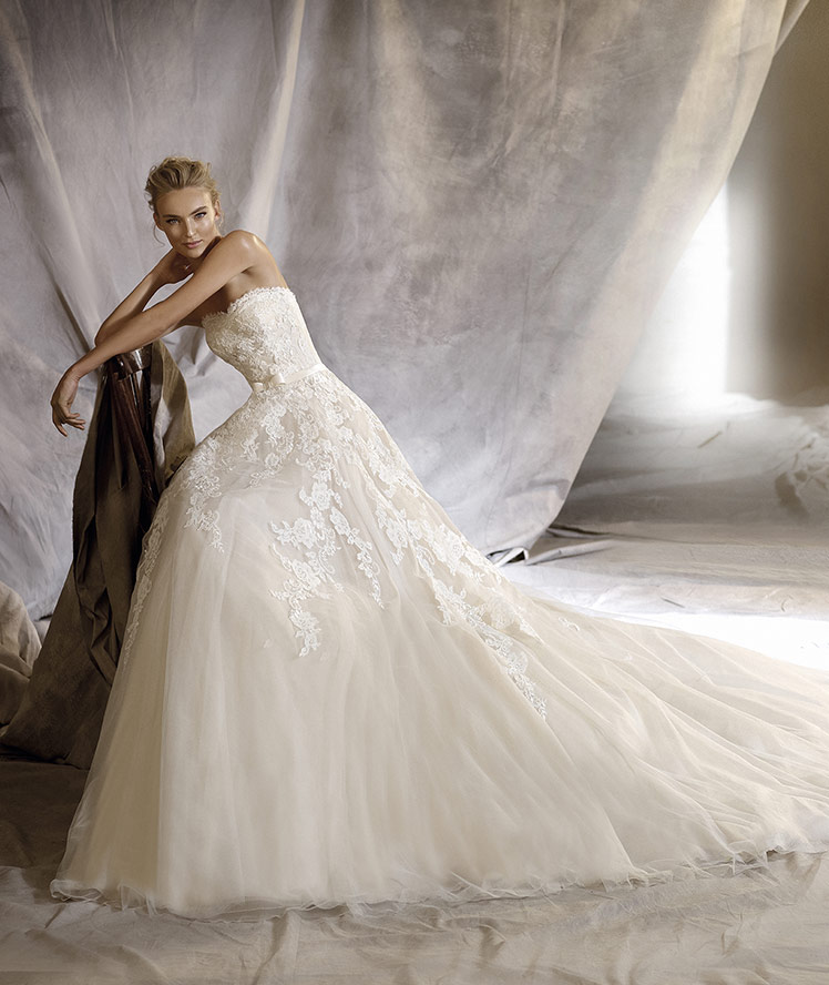 Pronovias